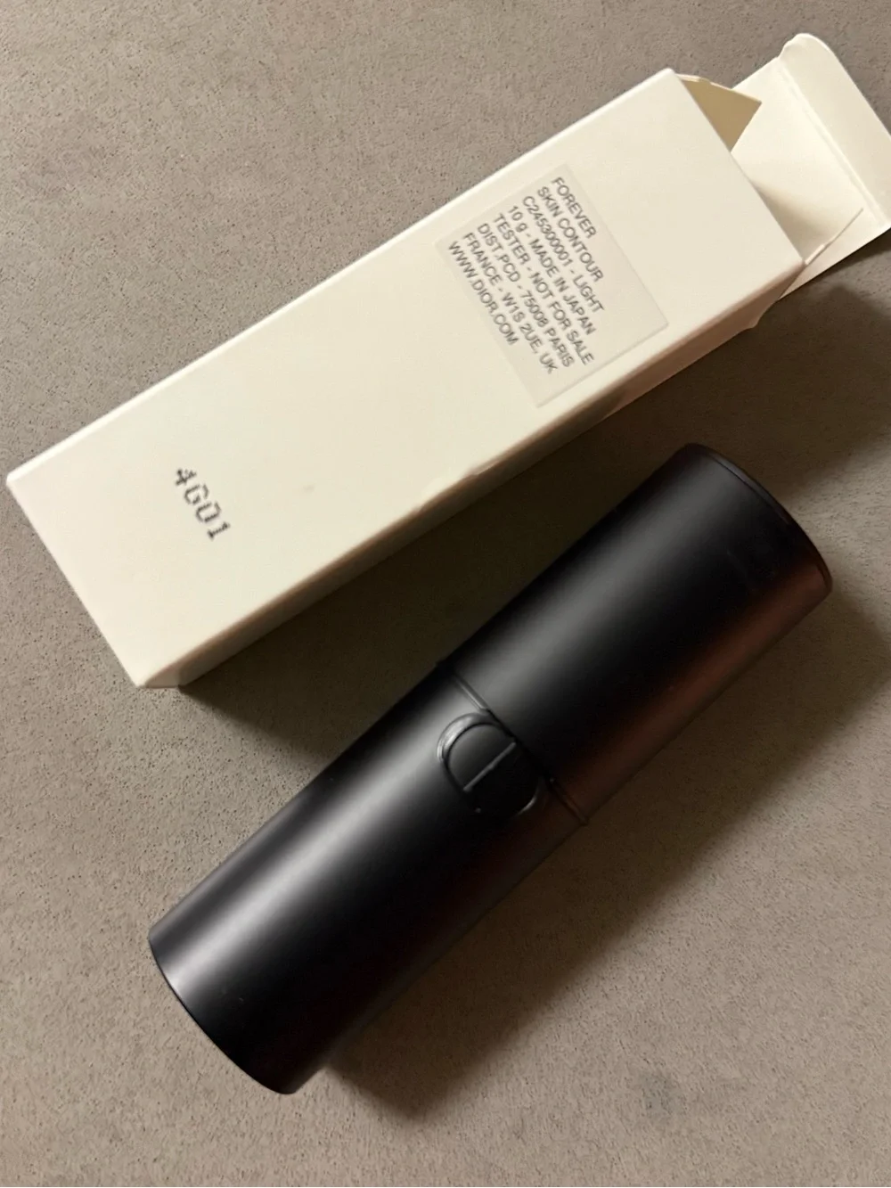 01 Light DIOR Forever Skin Contour Stick